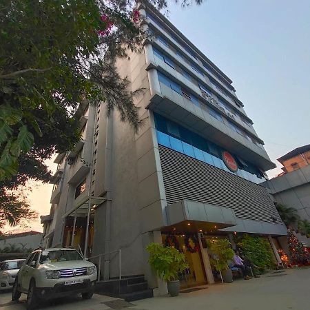 Hotel Samraj Mumbai Exteriör bild