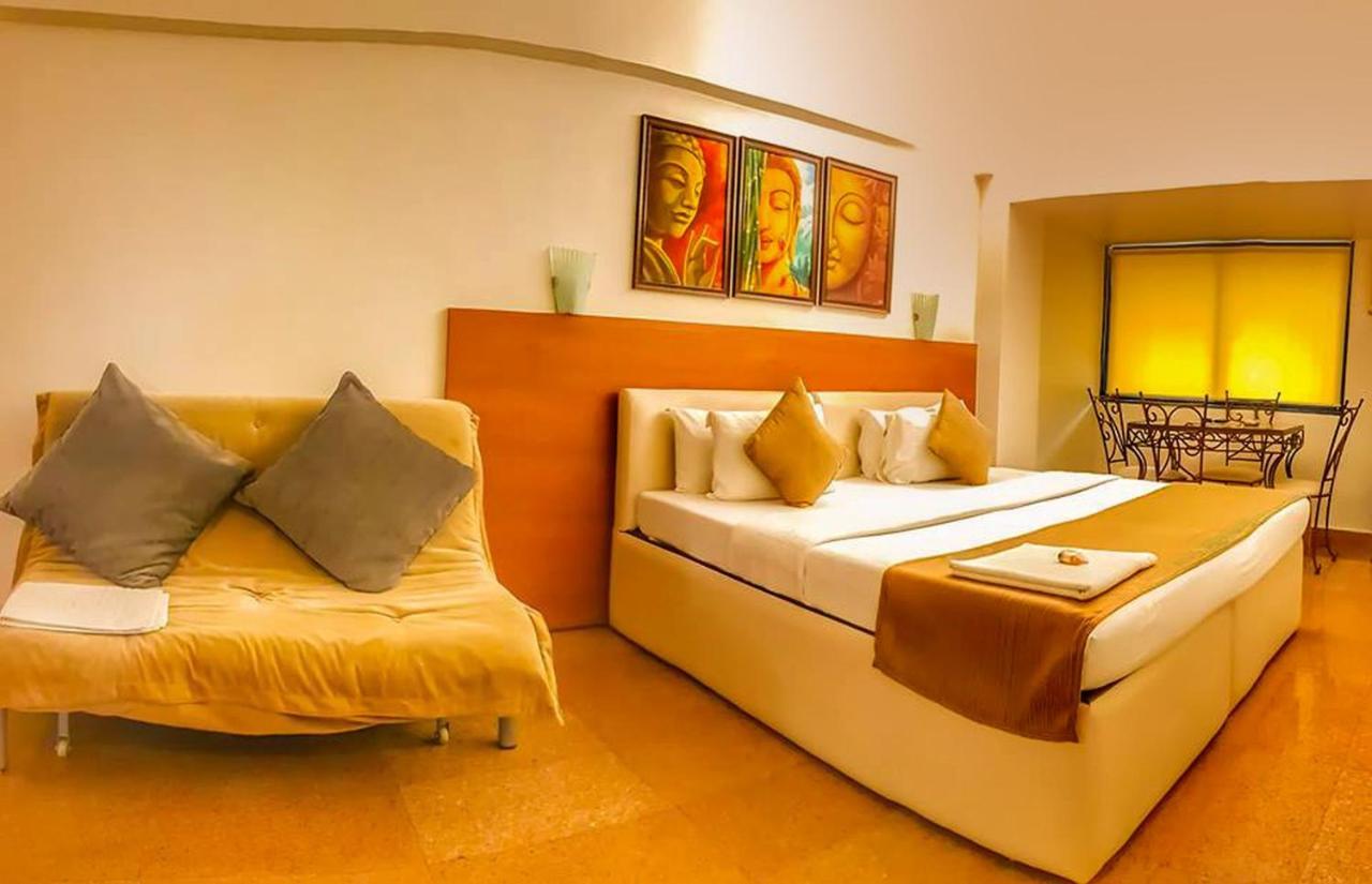 Hotel Samraj Mumbai Exteriör bild